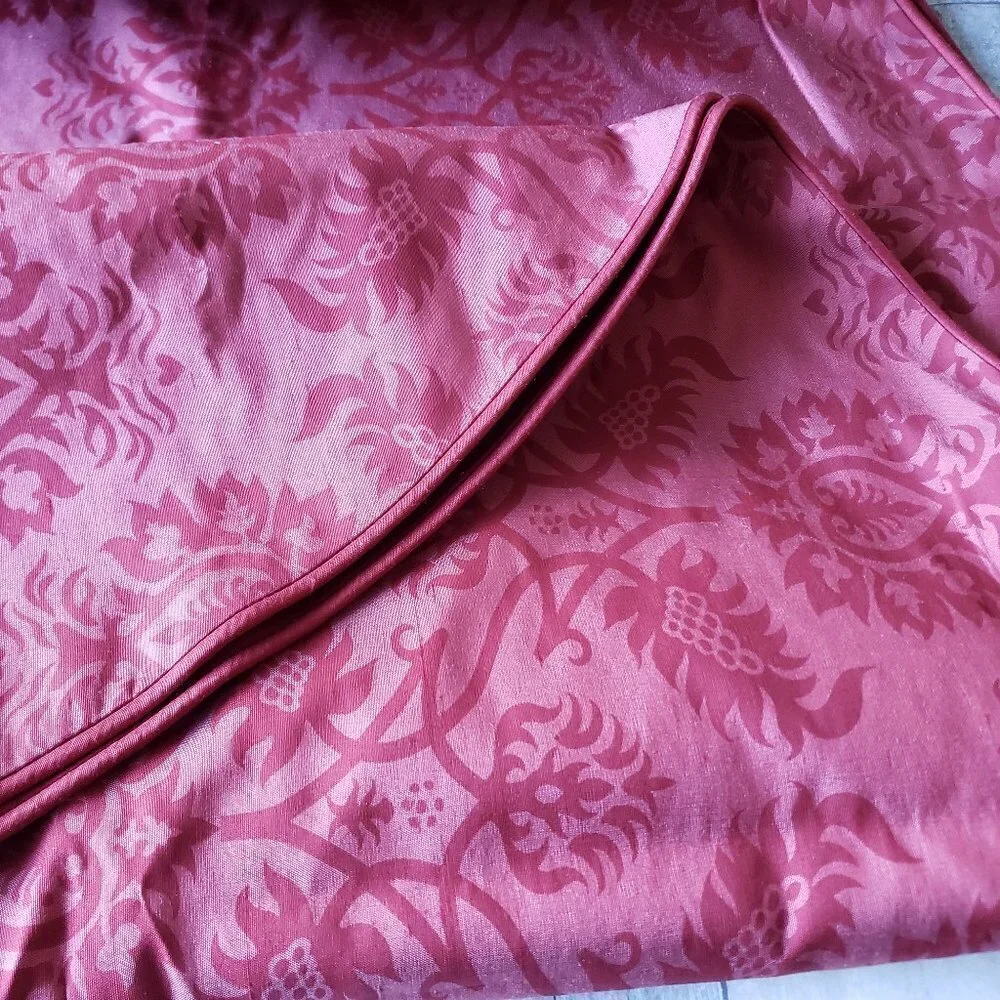 New - RH Restoration Hardware Red Thai Silk Christmas Tree Skirt
